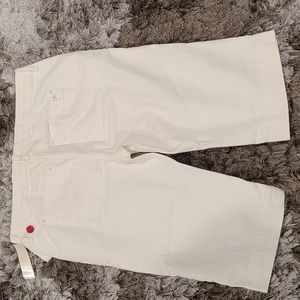 Joe's white Bermuda jeans